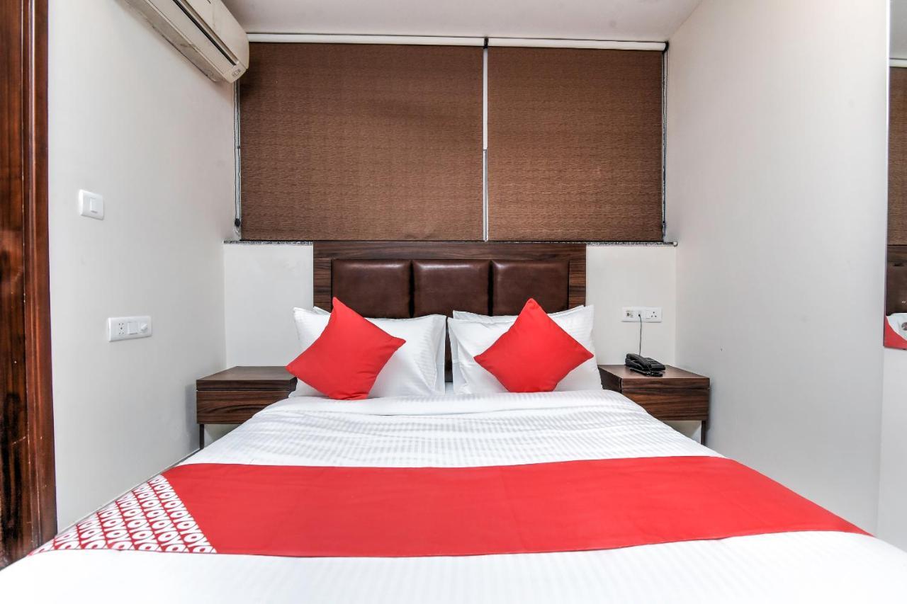 Oyo 80678 Shreenath Residency Neu-Delhi Exterior foto